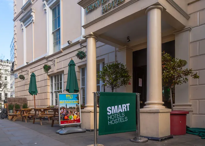 Smart Hyde Park ViewHostel