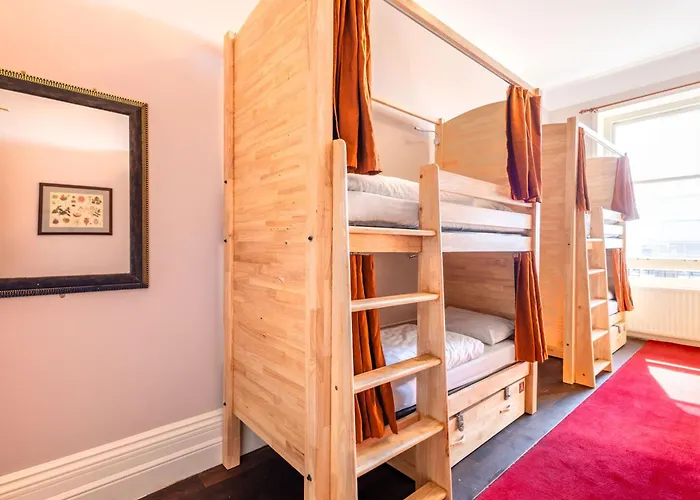 Palmers Lodge Swiss CottageHostel